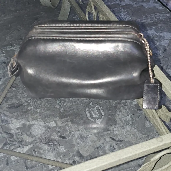 Black Leather Men's Bag - Picture 6 of 7